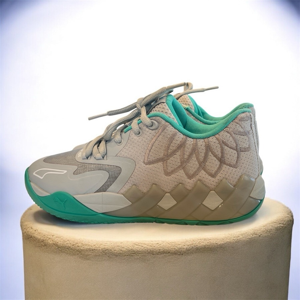 PUMA Men's Youth Lamelo Ball MB.01 Lo UFO Size 7 Basketball Sneakers Sporty